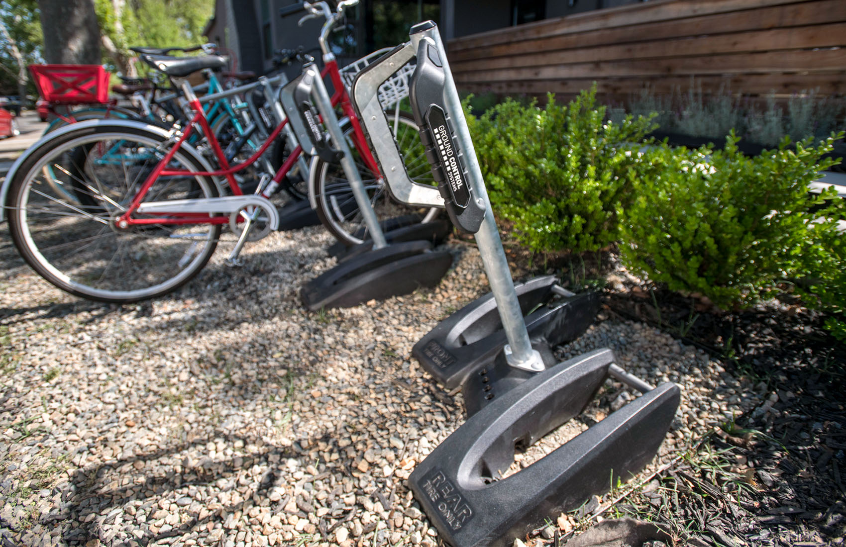 Freestanding Weighted 2-Bike Rack MBA